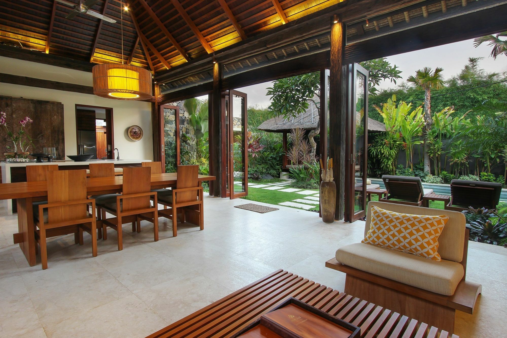 Villa Suar Seminyak  Ngoại thất bức ảnh